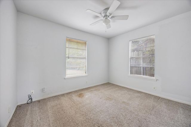 402 Bramble DR, Austin, TX 78745