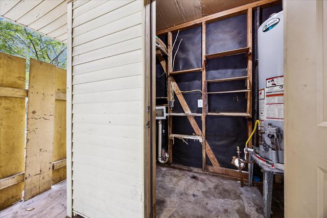 402 Bramble DR, Austin, TX 78745