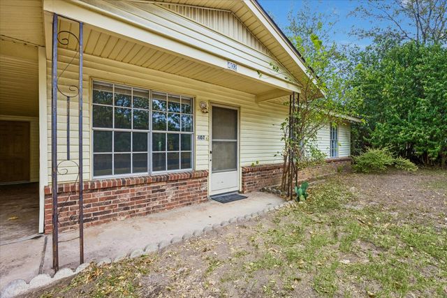 402 Bramble DR, Austin, TX 78745