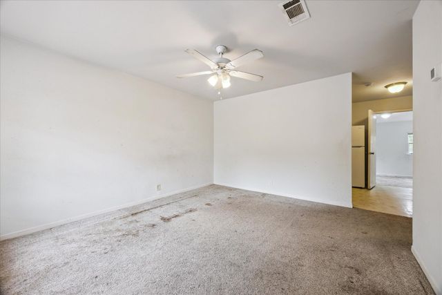 402 Bramble DR, Austin, TX 78745