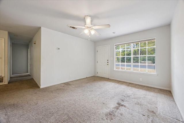 402 Bramble DR, Austin, TX 78745