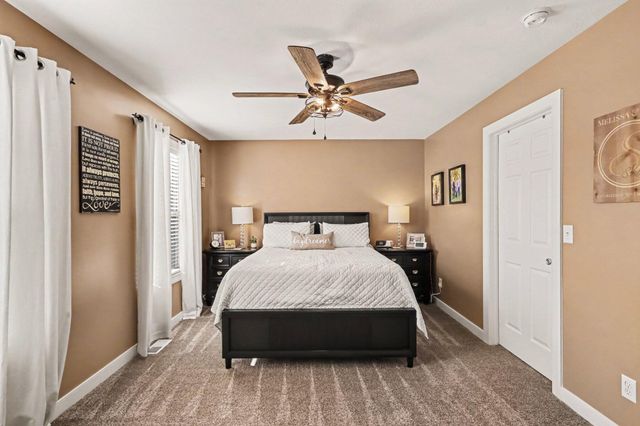 1714 Grovenberg Court, Vicksburg, MI 49097