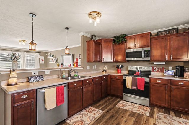 1714 Grovenberg Court, Vicksburg, MI 49097
