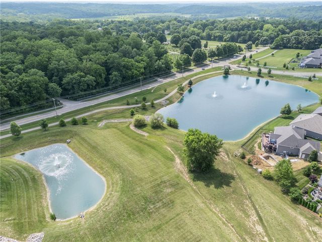 3581 Cypress Pointe Drive, Bellbrook, OH 45305
