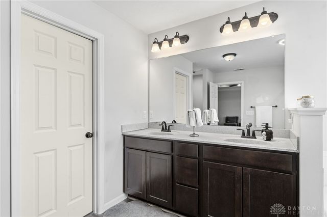 3581 Cypress Pointe Drive, Bellbrook, OH 45305