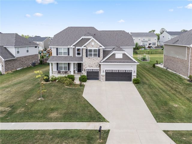 3581 Cypress Pointe Drive, Bellbrook, OH 45305