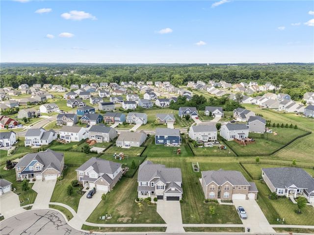 3581 Cypress Pointe Drive, Bellbrook, OH 45305