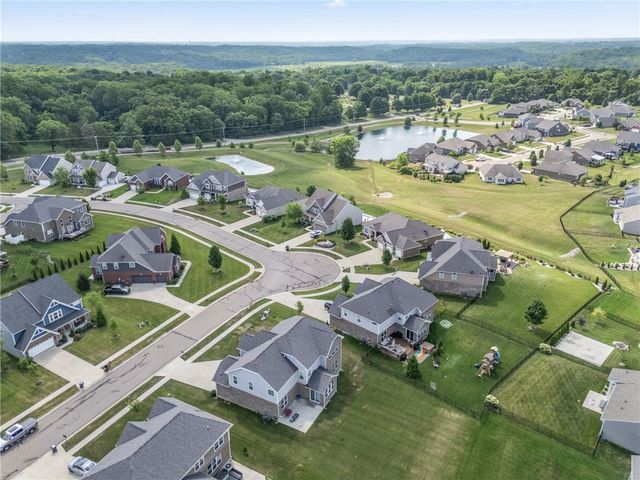 3581 Cypress Pointe Drive, Bellbrook, OH 45305