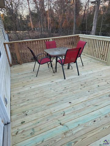 221 Pendleton, Macon, GA 31216