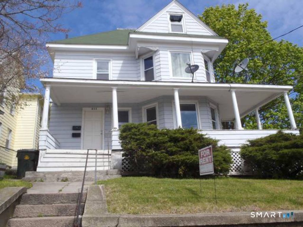 835 Bank Street, New London, CT 06320