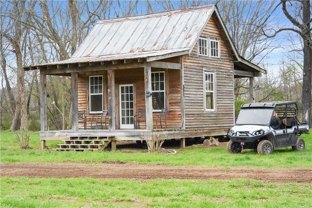 605 Lynch Mountain Rd, Sautee Nacoochee, GA 30571