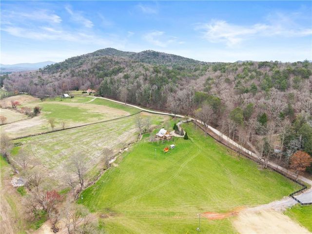 605 Lynch Mountain Rd, Sautee Nacoochee, GA 30571