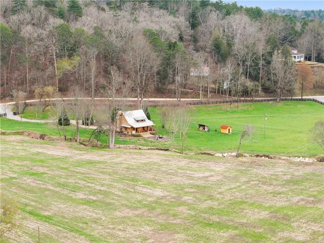 605 Lynch Mountain Rd, Sautee Nacoochee, GA 30571