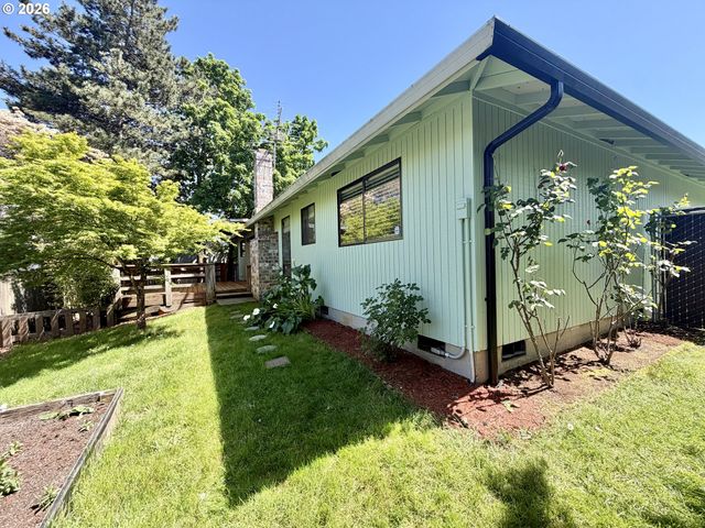 2715 Sw 31ST St, Gresham, OR 97080
