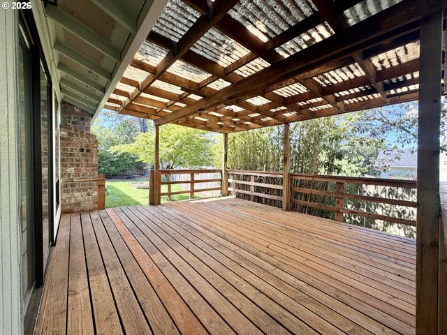 2715 Sw 31ST St, Gresham, OR 97080