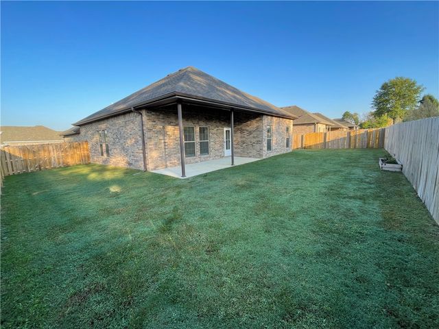 464 Hall Avenue, Pea Ridge, AR 72751