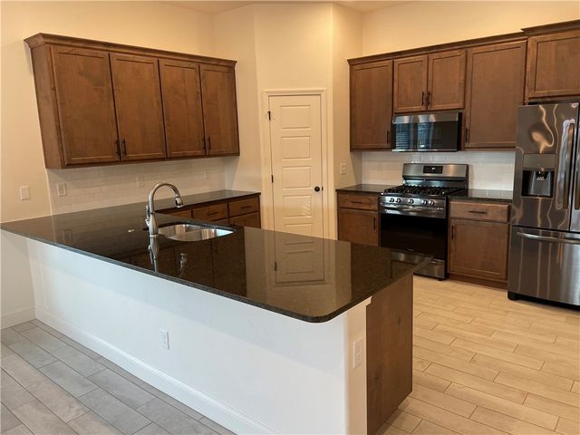 464 Hall Avenue, Pea Ridge, AR 72751