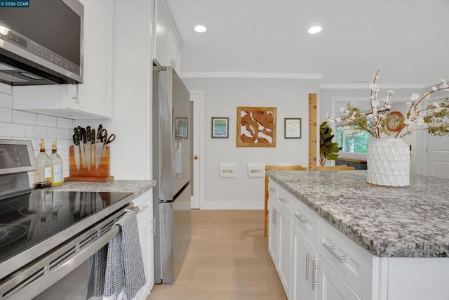 644 Linden Ln, Martinez, CA 94553