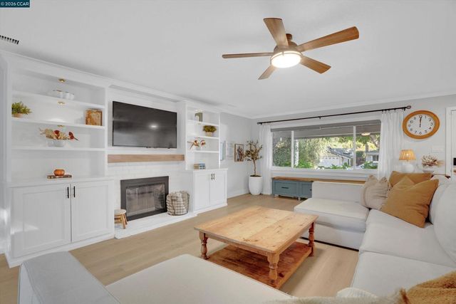 644 Linden Ln, Martinez, CA 94553