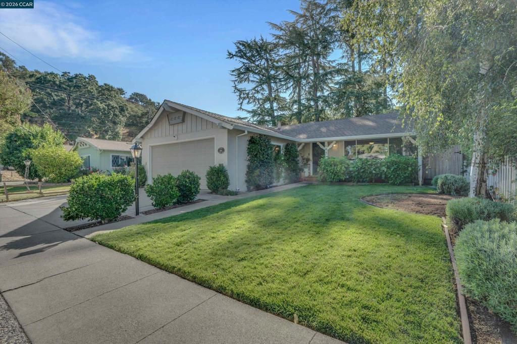 644 Linden Ln, Martinez, CA 94553