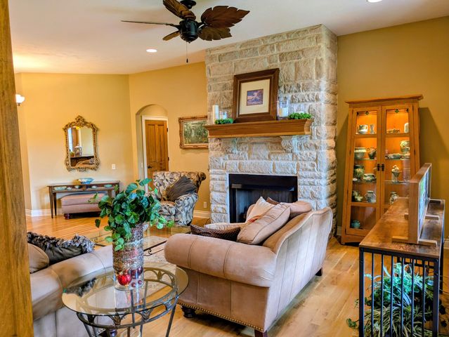 8620 Interlochen Drive, Nixa, MO 65714