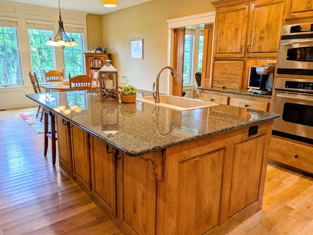 8620 Interlochen Drive, Nixa, MO 65714