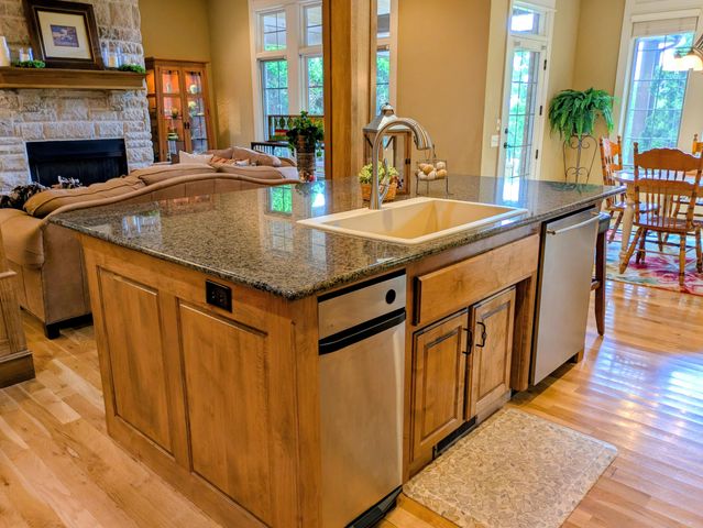 8620 Interlochen Drive, Nixa, MO 65714