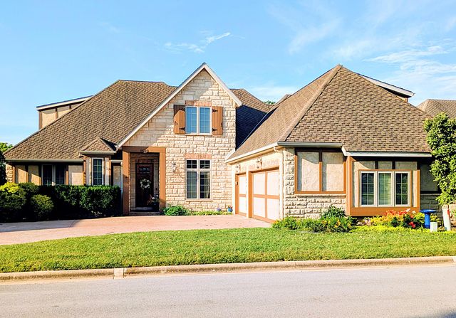 8620 Interlochen Drive, Nixa, MO 65714