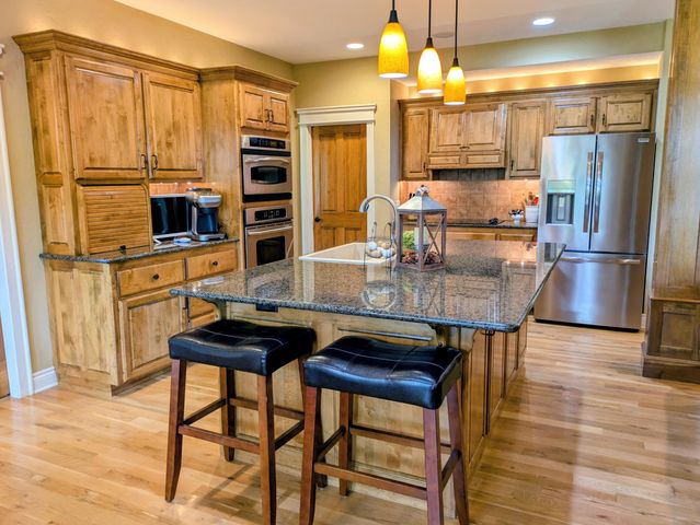 8620 Interlochen Drive, Nixa, MO 65714