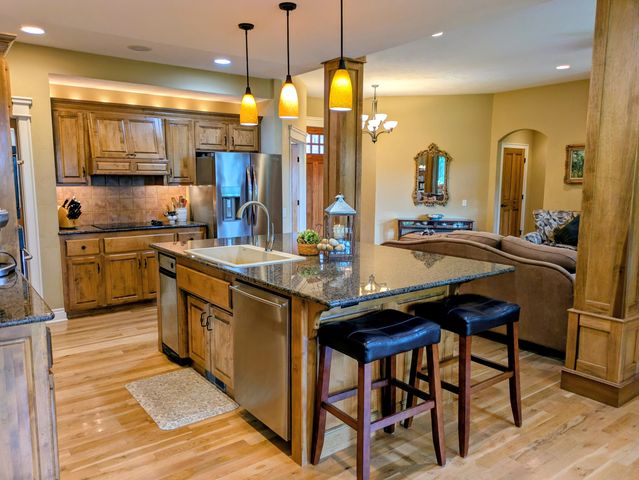 8620 Interlochen Drive, Nixa, MO 65714