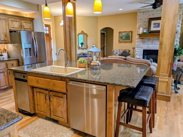 8620 Interlochen Drive, Nixa, MO 65714