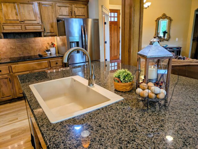 8620 Interlochen Drive, Nixa, MO 65714