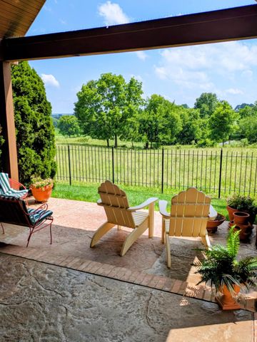 8620 Interlochen Drive, Nixa, MO 65714