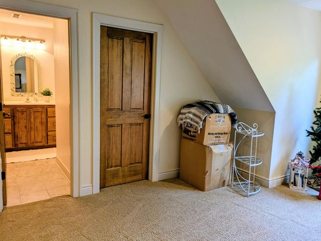 8620 Interlochen Drive, Nixa, MO 65714
