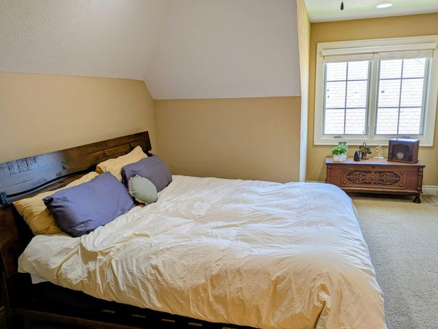 8620 Interlochen Drive, Nixa, MO 65714