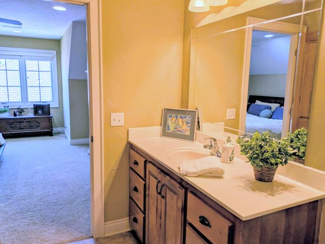 8620 Interlochen Drive, Nixa, MO 65714