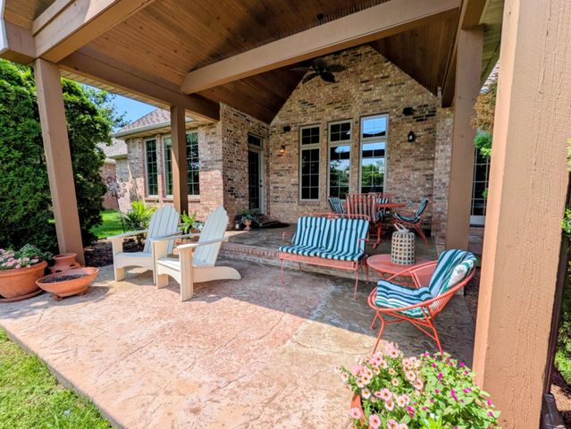 8620 Interlochen Drive, Nixa, MO 65714