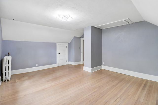 607 Country Club Boulevard, Des Moines, IA 50312