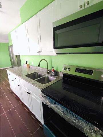 115 145TH AVENUE E 3, Madeira Beach, FL 33708
