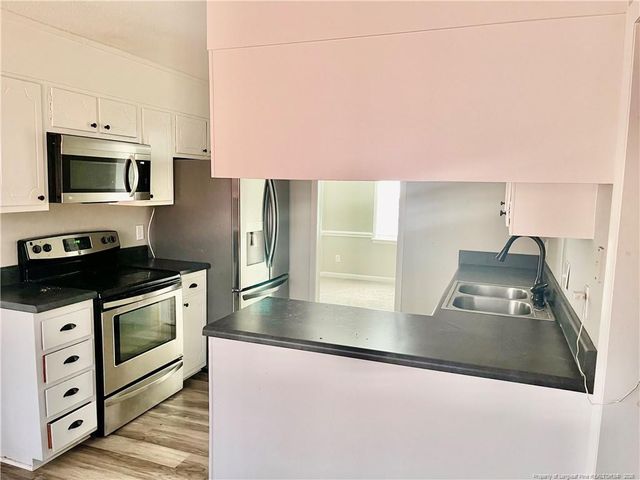 1543 Boros Drive, Fayetteville, NC 28303