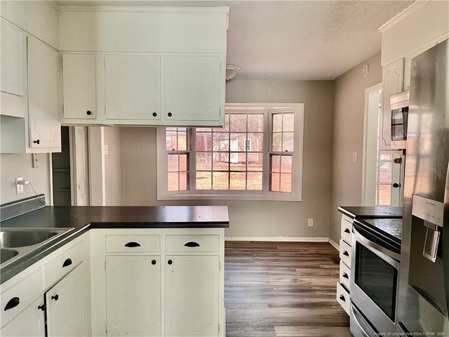 1543 Boros Drive, Fayetteville, NC 28303