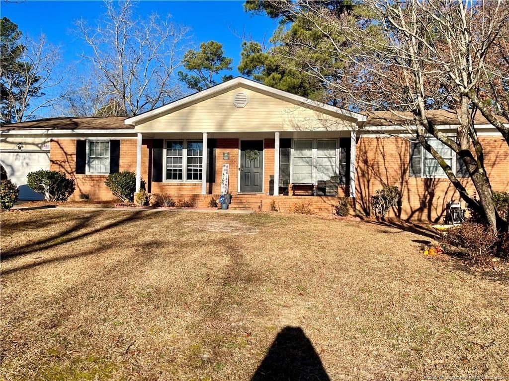 1543 Boros Drive, Fayetteville, NC 28303