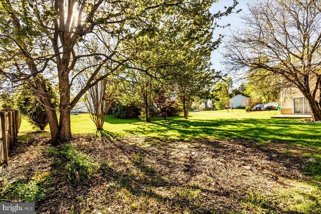1037 SAINT MICHAELS DR, Bowie, MD 20721