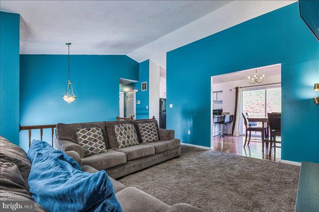 1037 SAINT MICHAELS DR, Bowie, MD 20721