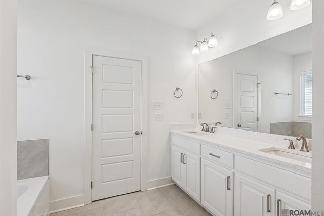 3119 Creekstone Way, Saint George, LA 70810