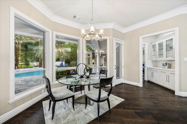 35 N Regent Oak, Spring, TX 77381