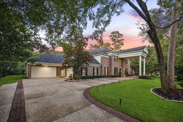 35 N Regent Oak, Spring, TX 77381