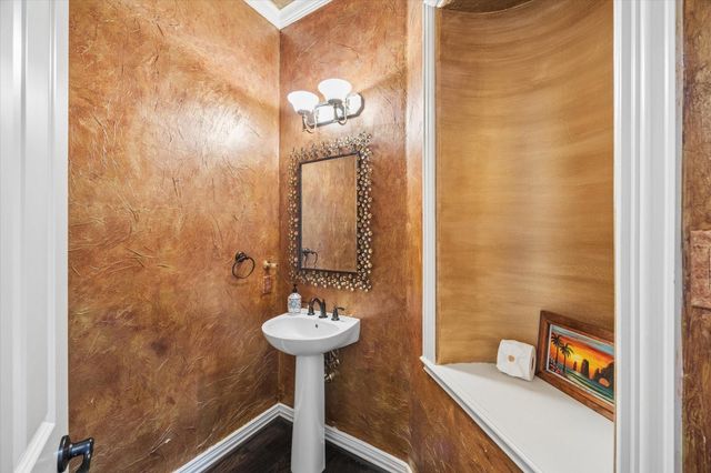 35 N Regent Oak, Spring, TX 77381