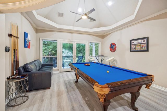 35 N Regent Oak, Spring, TX 77381