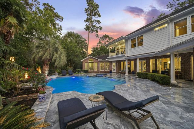 35 N Regent Oak, Spring, TX 77381